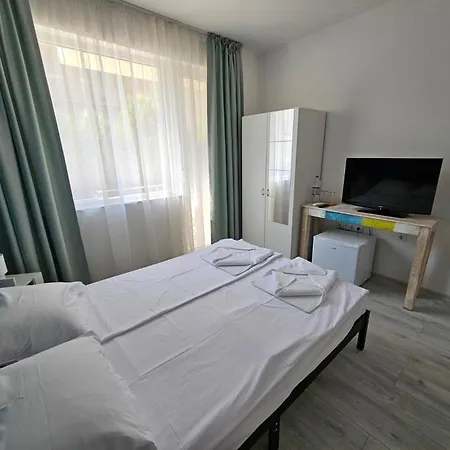 естрела Otel Ravda