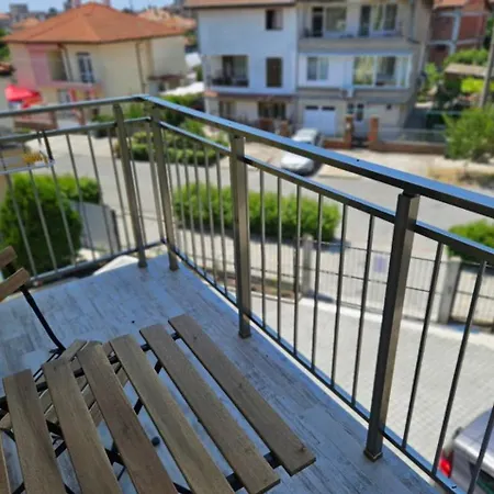 Otel естрела *